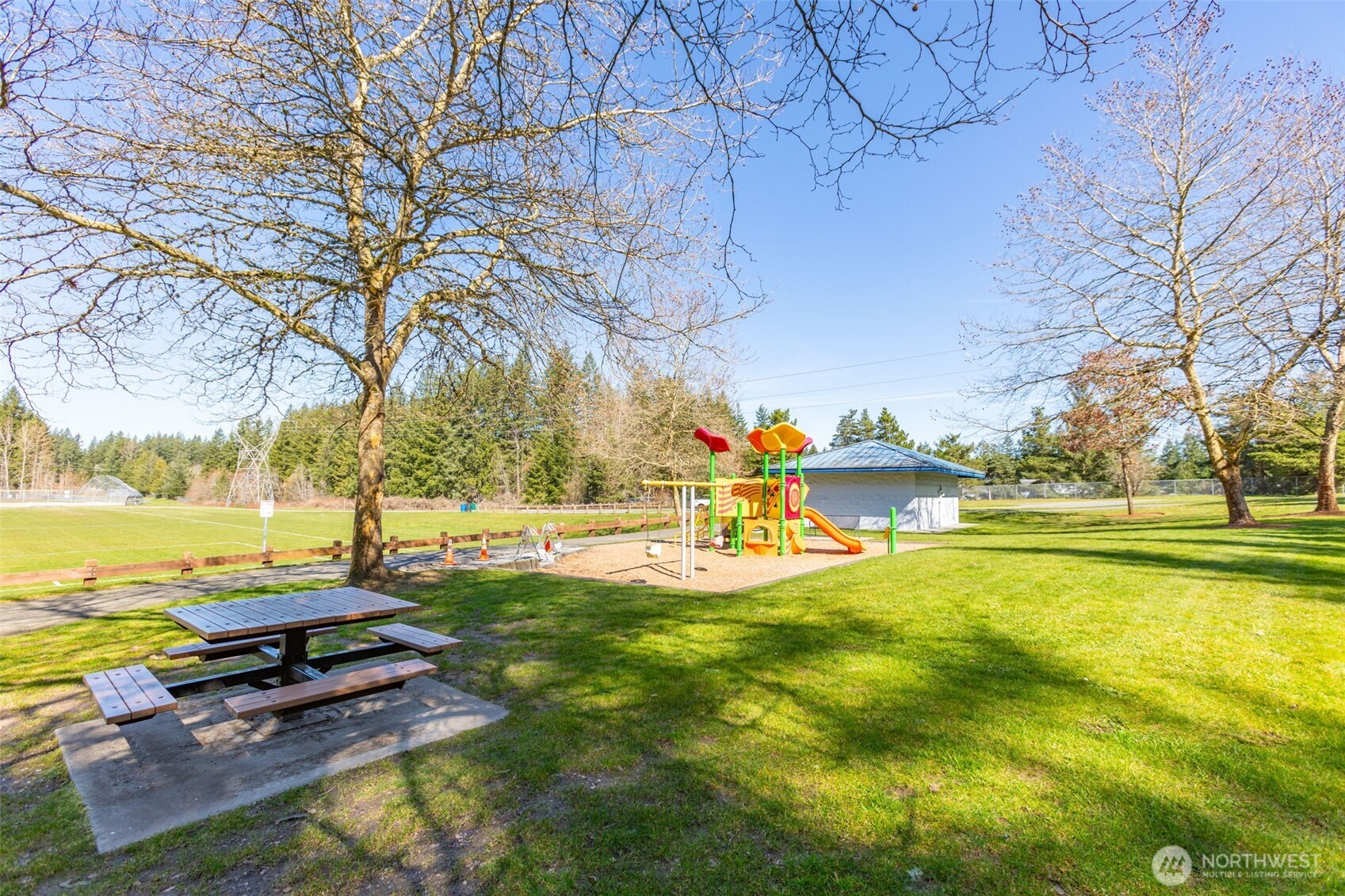 24310 SE 34th Place , Sammamish, WA 98029