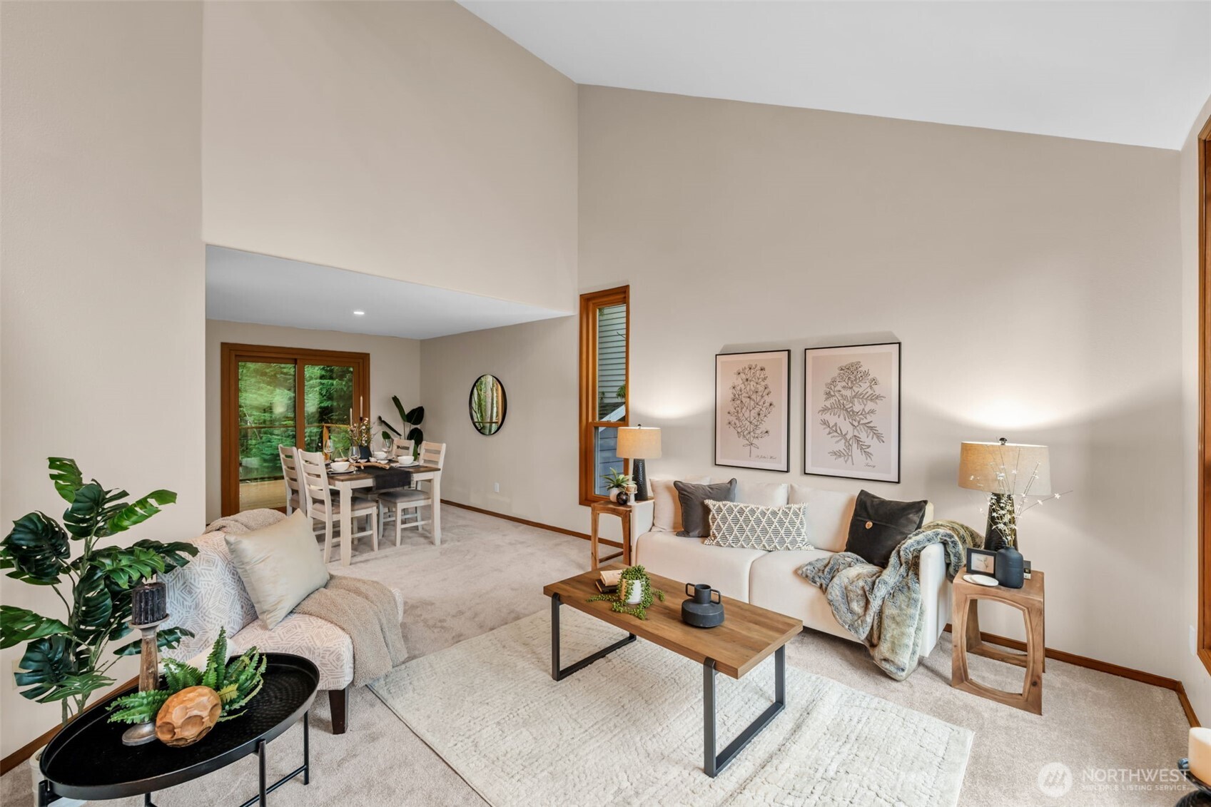 24310 SE 34th Place , Sammamish, WA 98029