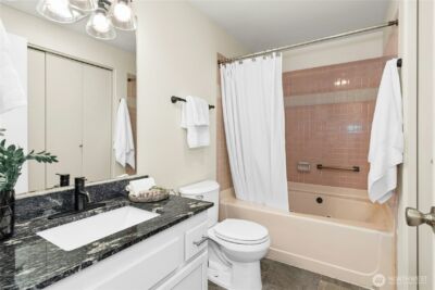 8720 Phinney Avenue N #21, Seattle, WA 98103 - Photo 18