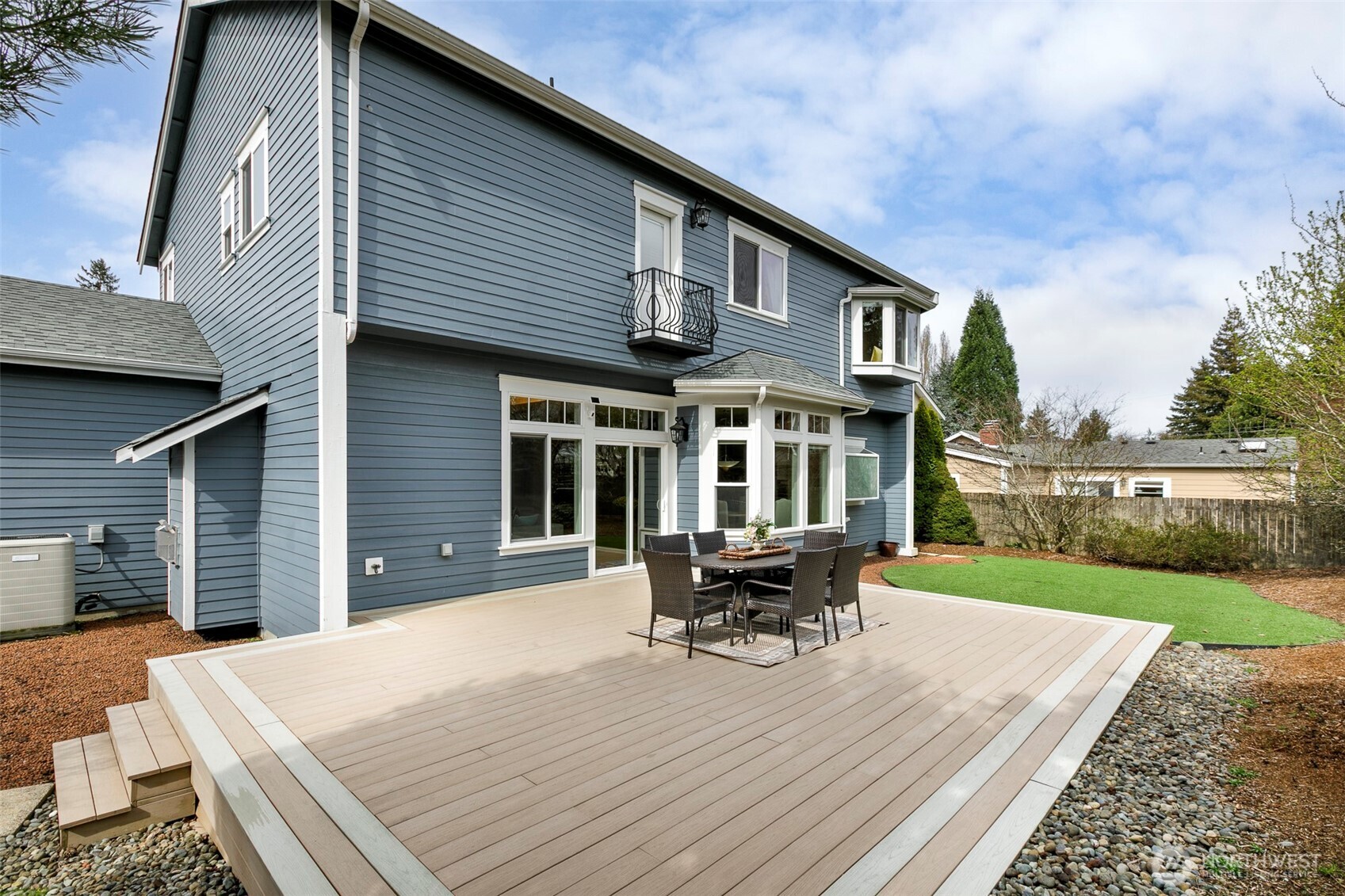 3712 88th Avenue SE, Mercer Island, WA 98040