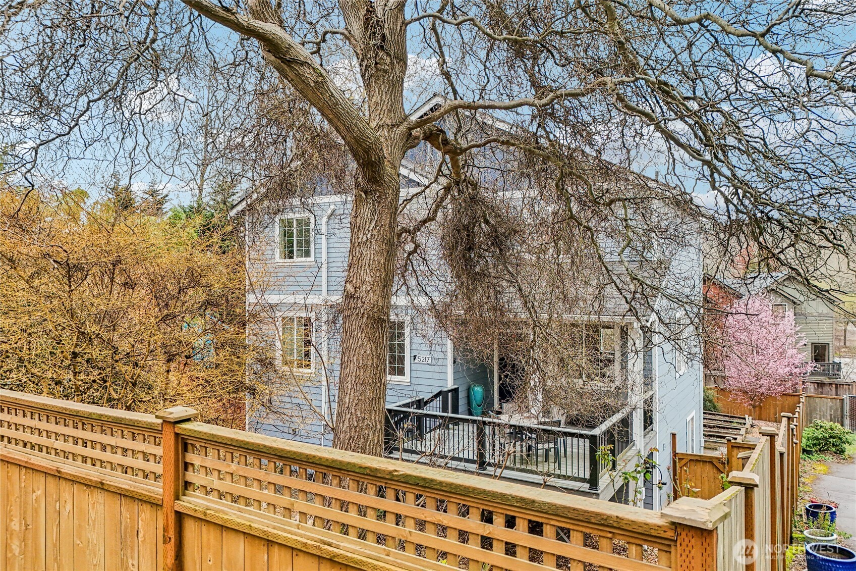 5217 23rd Avenue SW, Seattle, WA 98106