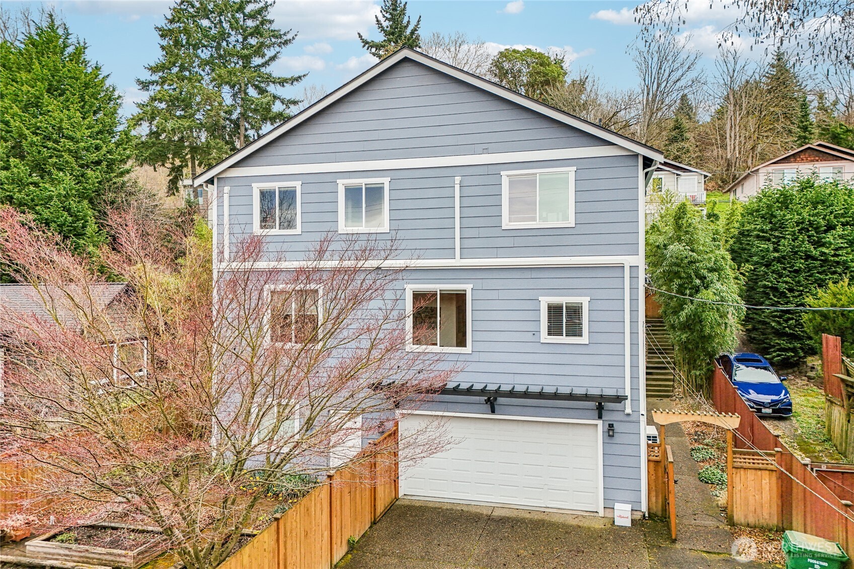 5217 23rd Avenue SW, Seattle, WA 98106