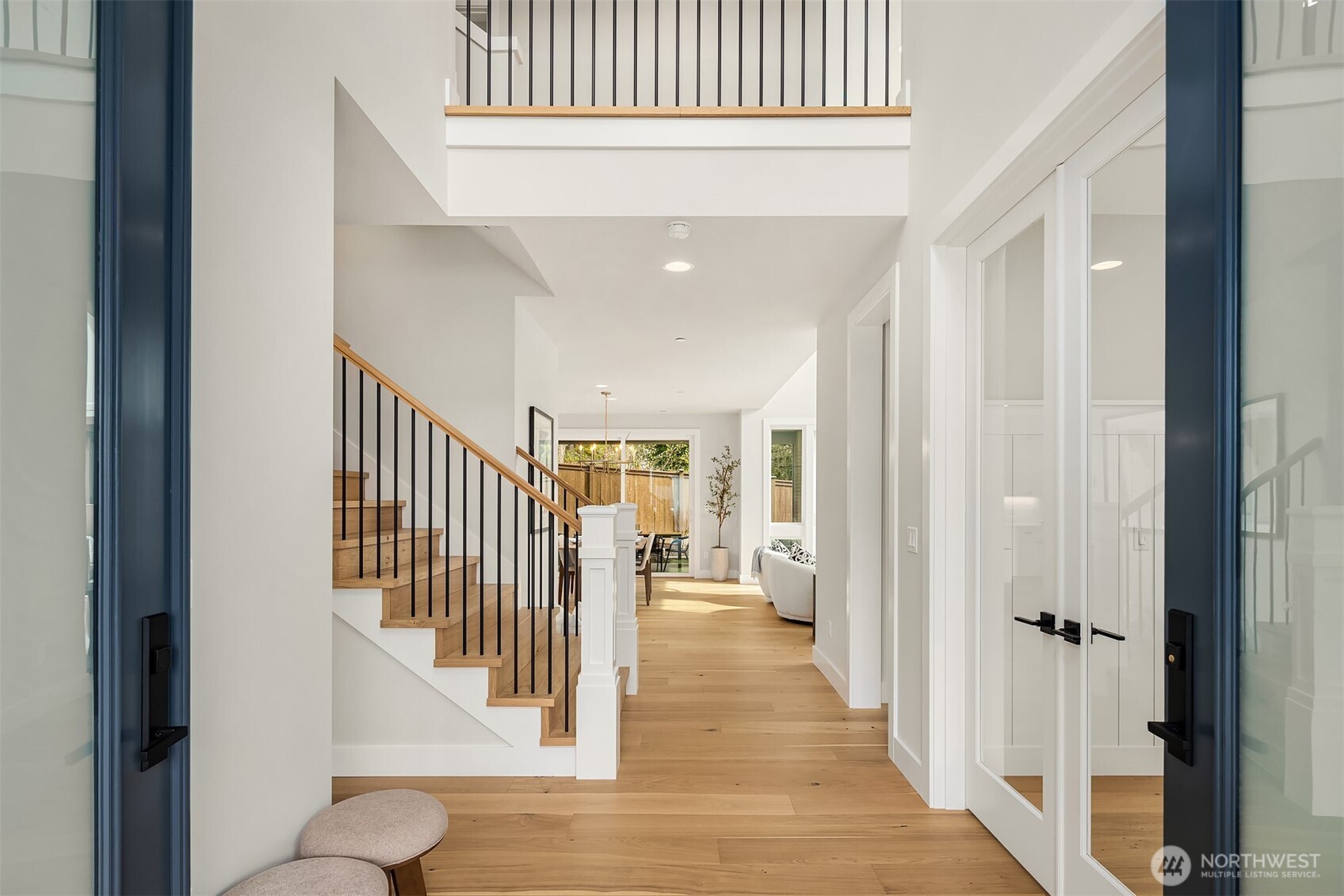 18660 NE 53rd Street , Redmond, WA 98052