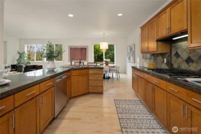 1689 24th Avenue NE, Issaquah, WA 98029 - Photo 14