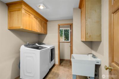 36421 80th Avenue E, Eatonville, WA 98328 - Photo 22