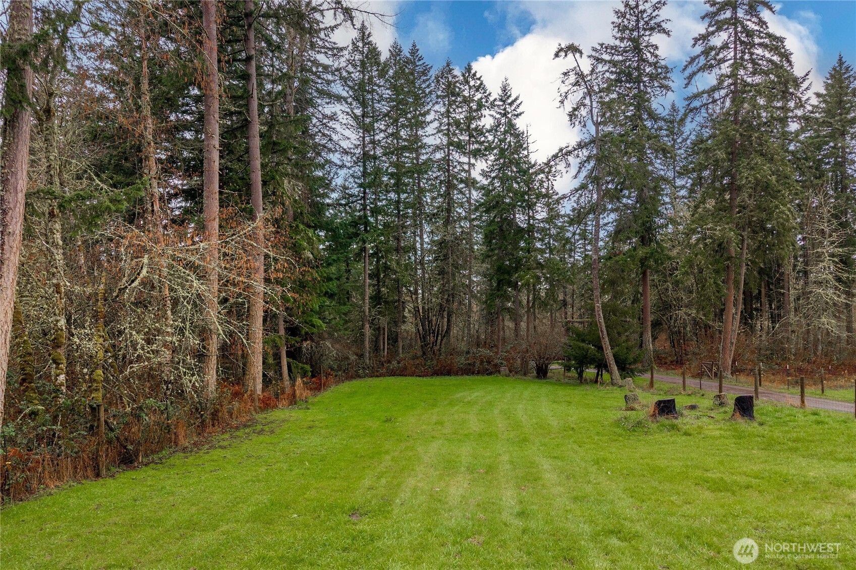 36421 80th Avenue E, Eatonville, WA 98328