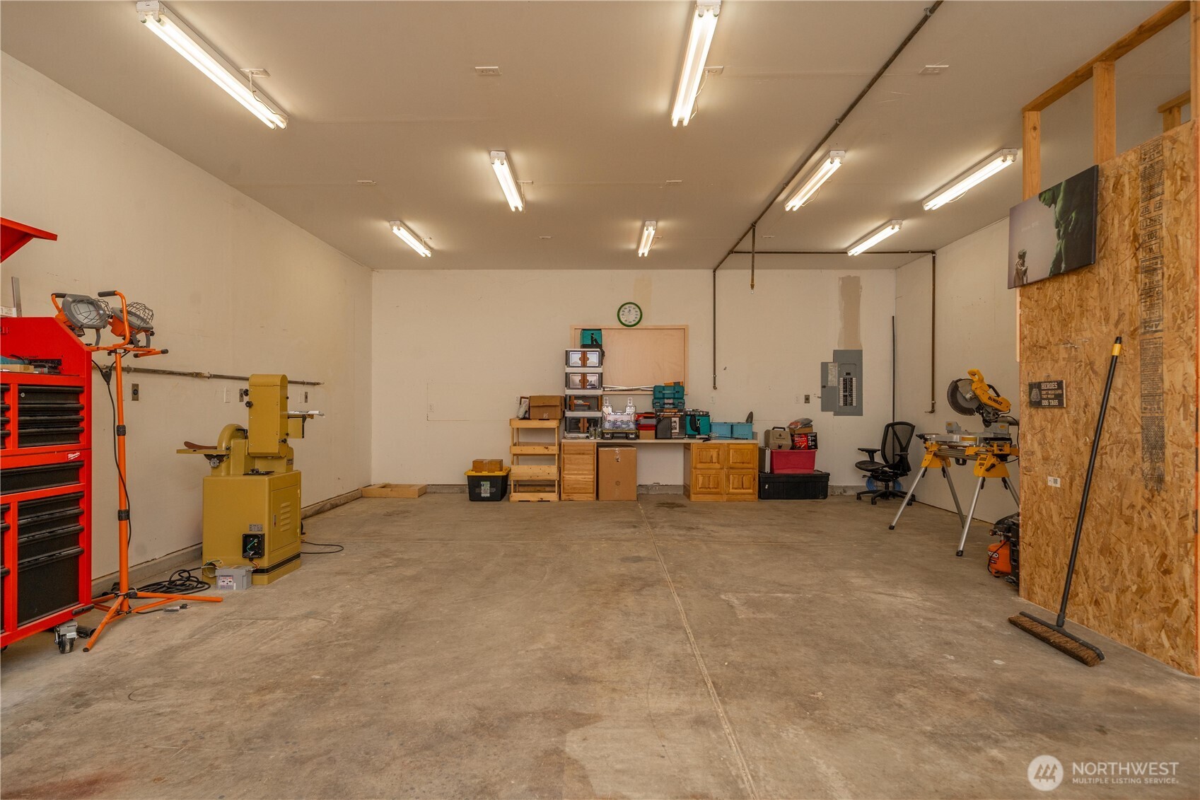 36421 80th Avenue E, Eatonville, WA 98328