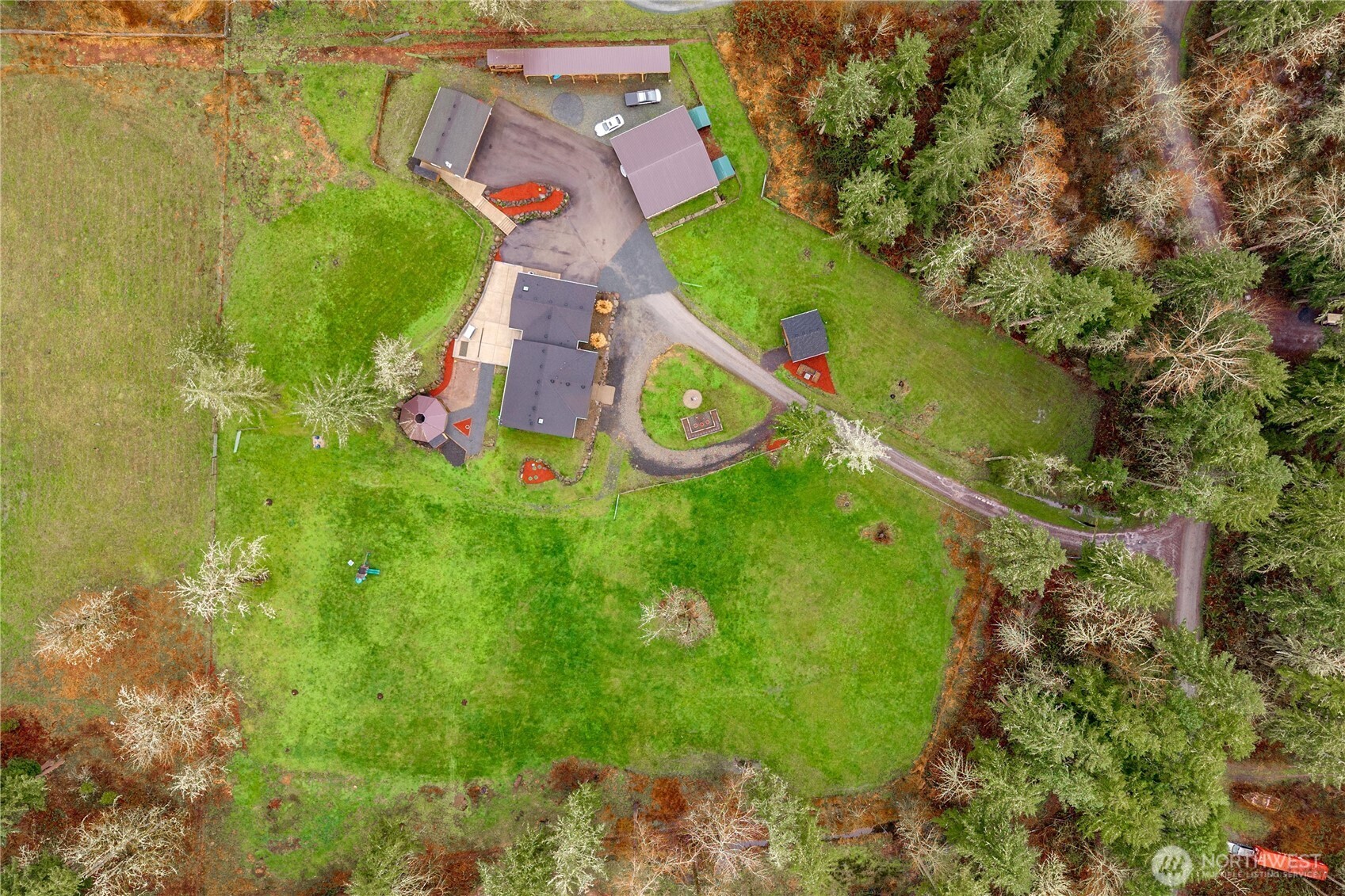 36421 80th Avenue E, Eatonville, WA 98328