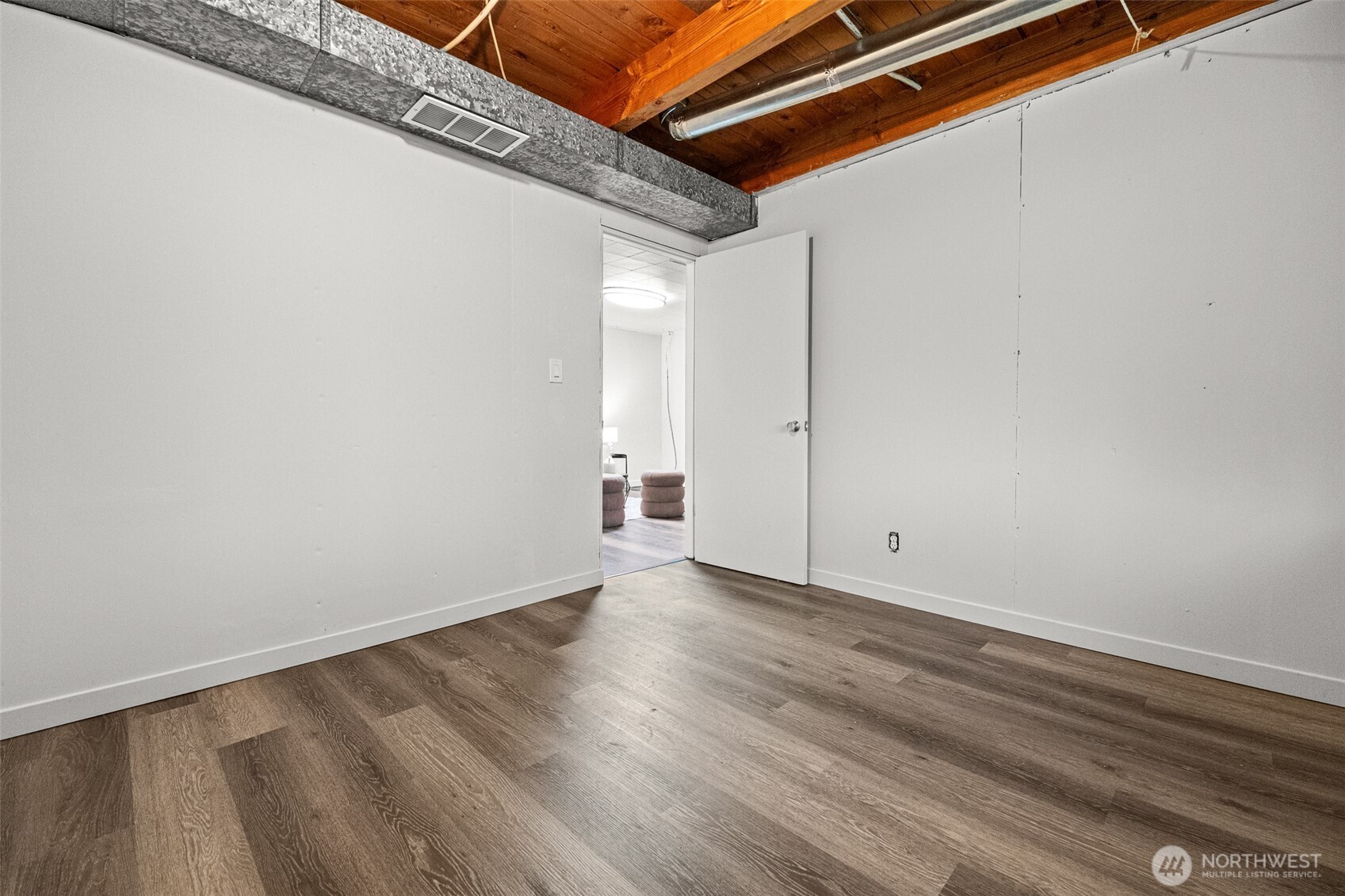 105 SW 129th Street , Burien, WA 98146