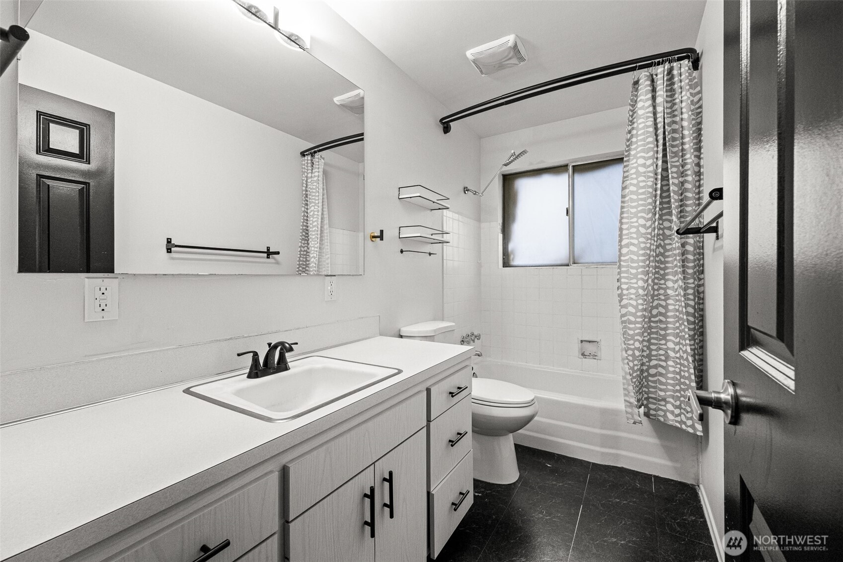 105 SW 129th Street , Burien, WA 98146