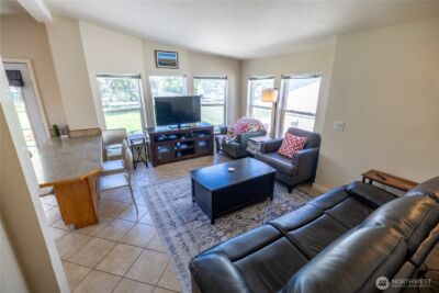878 SW Hunter Avenue , Quincy, WA 98848-1105 - Photo 17