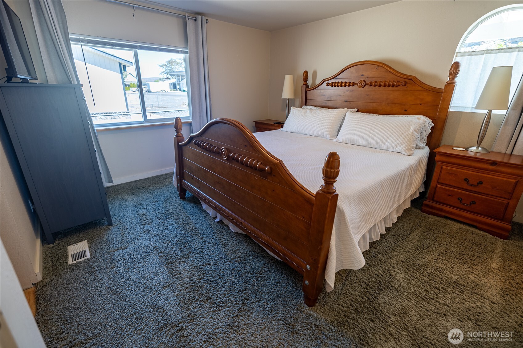 878 SW Hunter Avenue , Quincy, WA 98848-1105