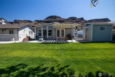 878 SW Hunter Avenue , Quincy, WA 98848-1105 - Photo 2