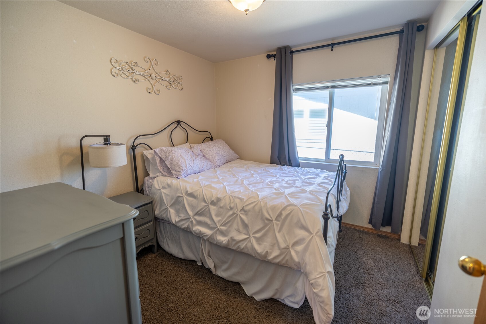 878 SW Hunter Avenue , Quincy, WA 98848-1105