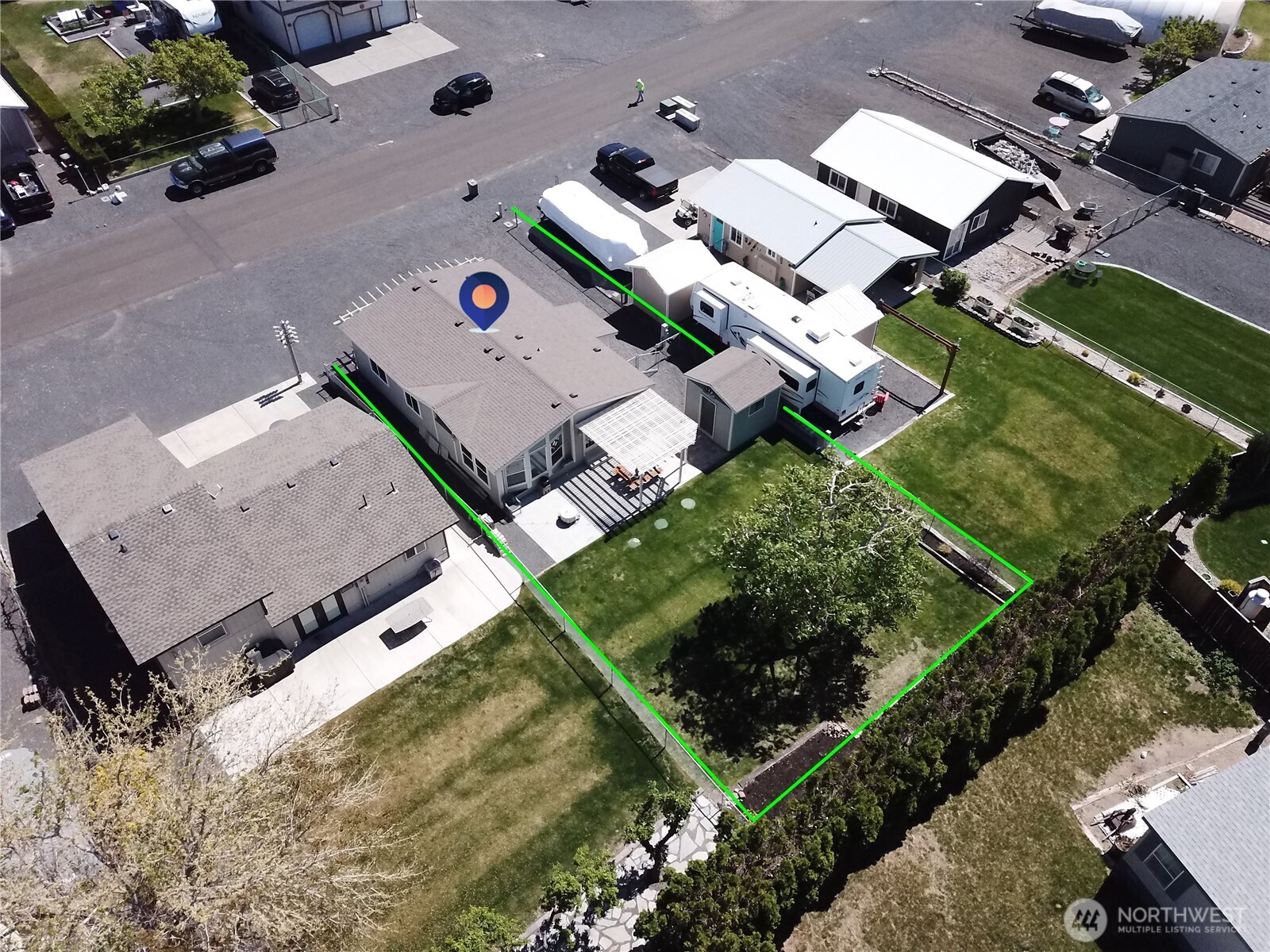 878 SW Hunter Avenue , Quincy, WA 98848-1105