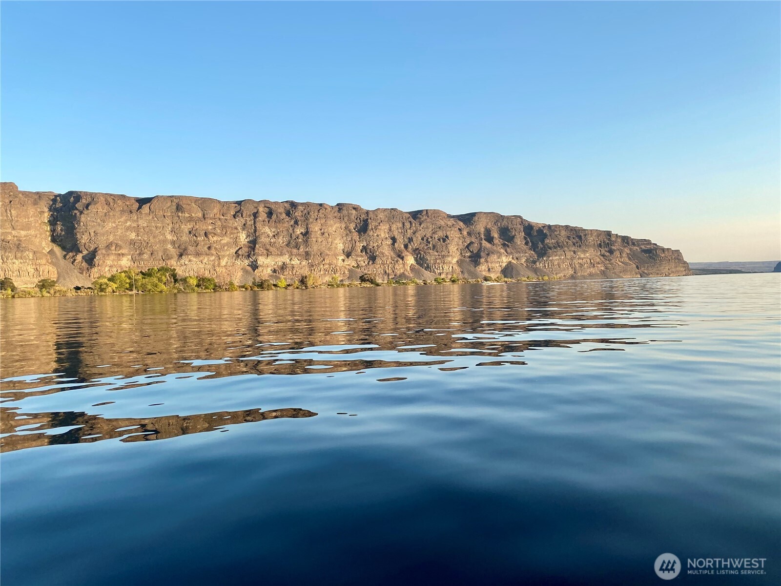 878 SW Hunter Avenue , Quincy, WA 98848-1105