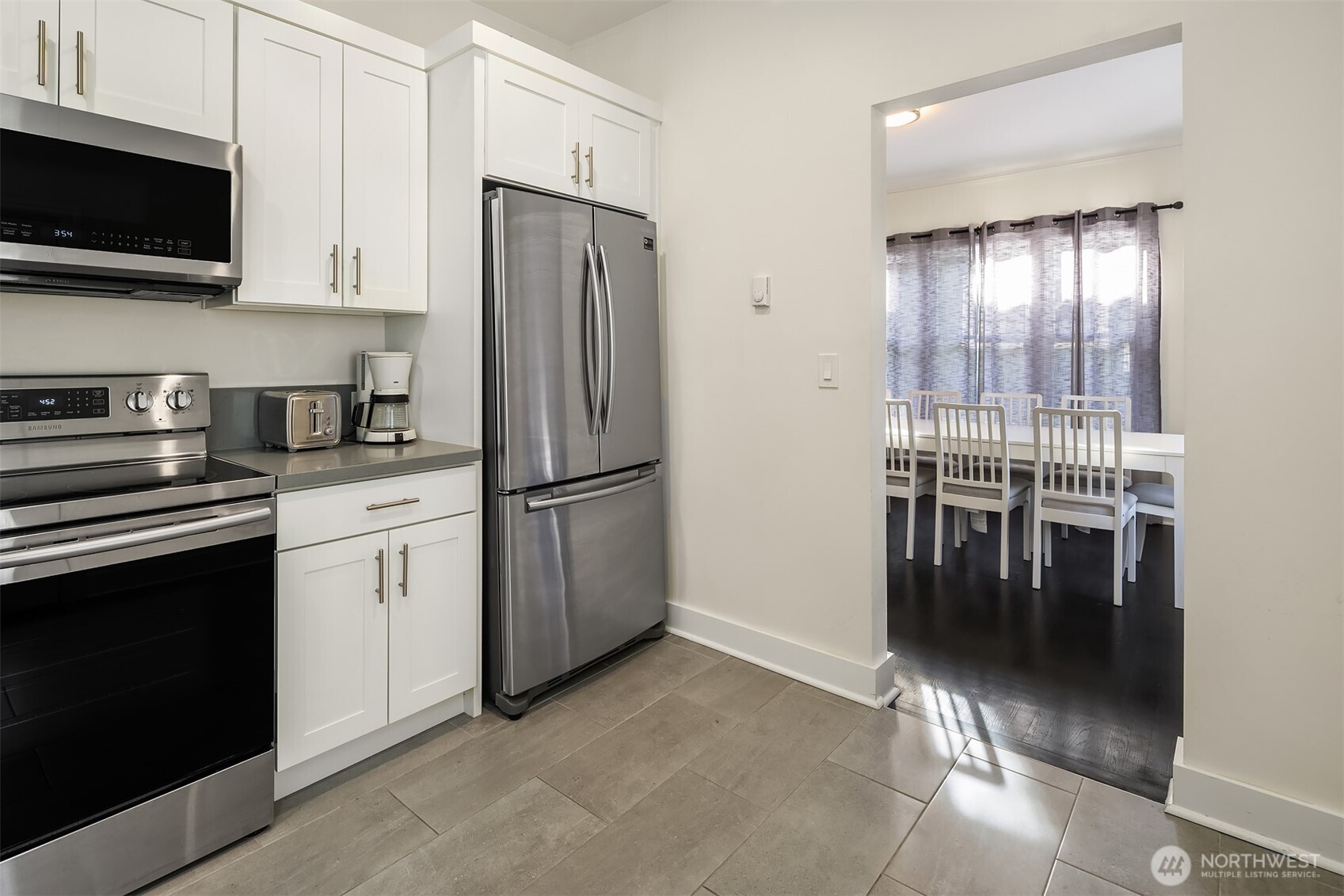 250 NE 50th Street , Seattle, WA 98105