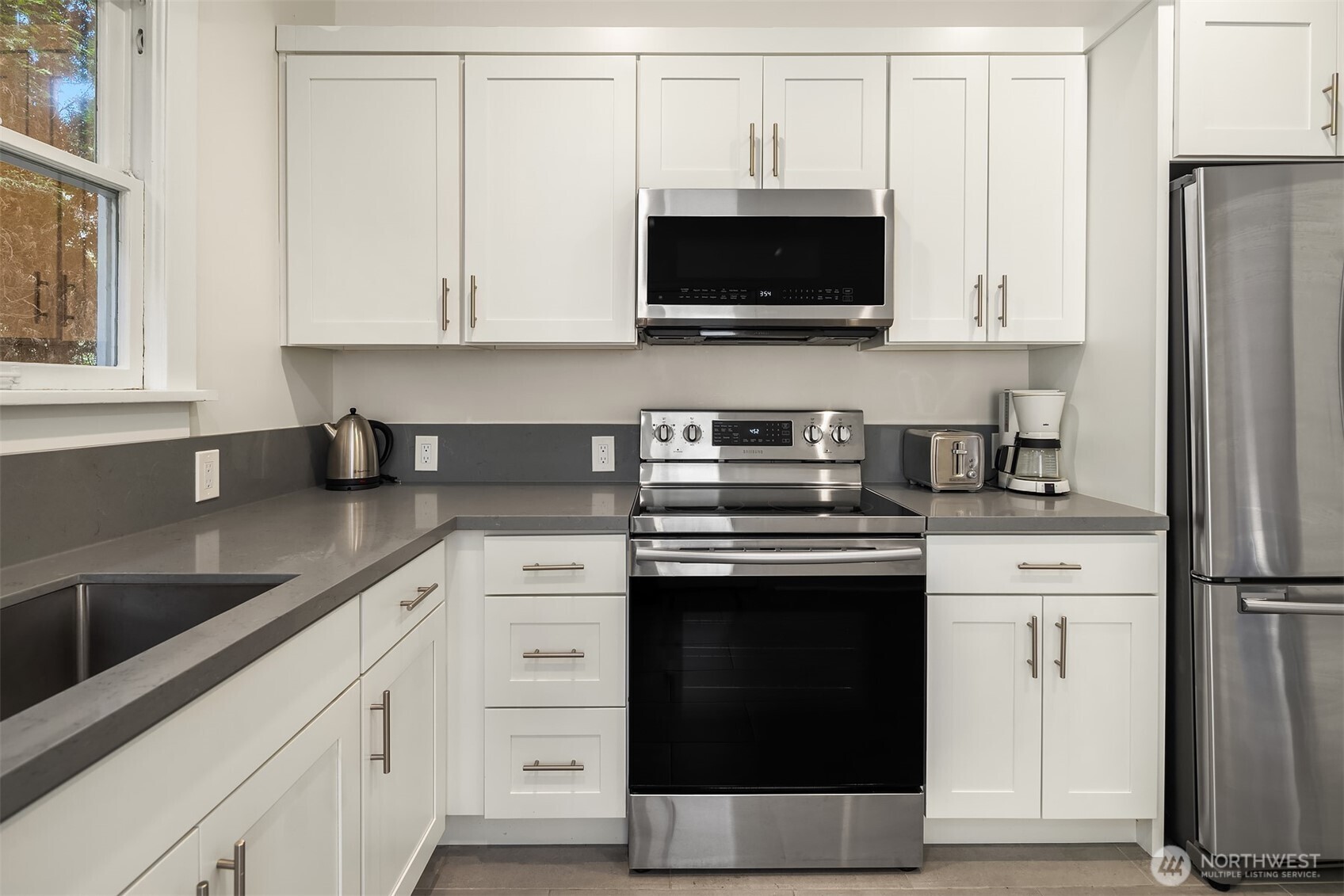 250 NE 50th Street , Seattle, WA 98105