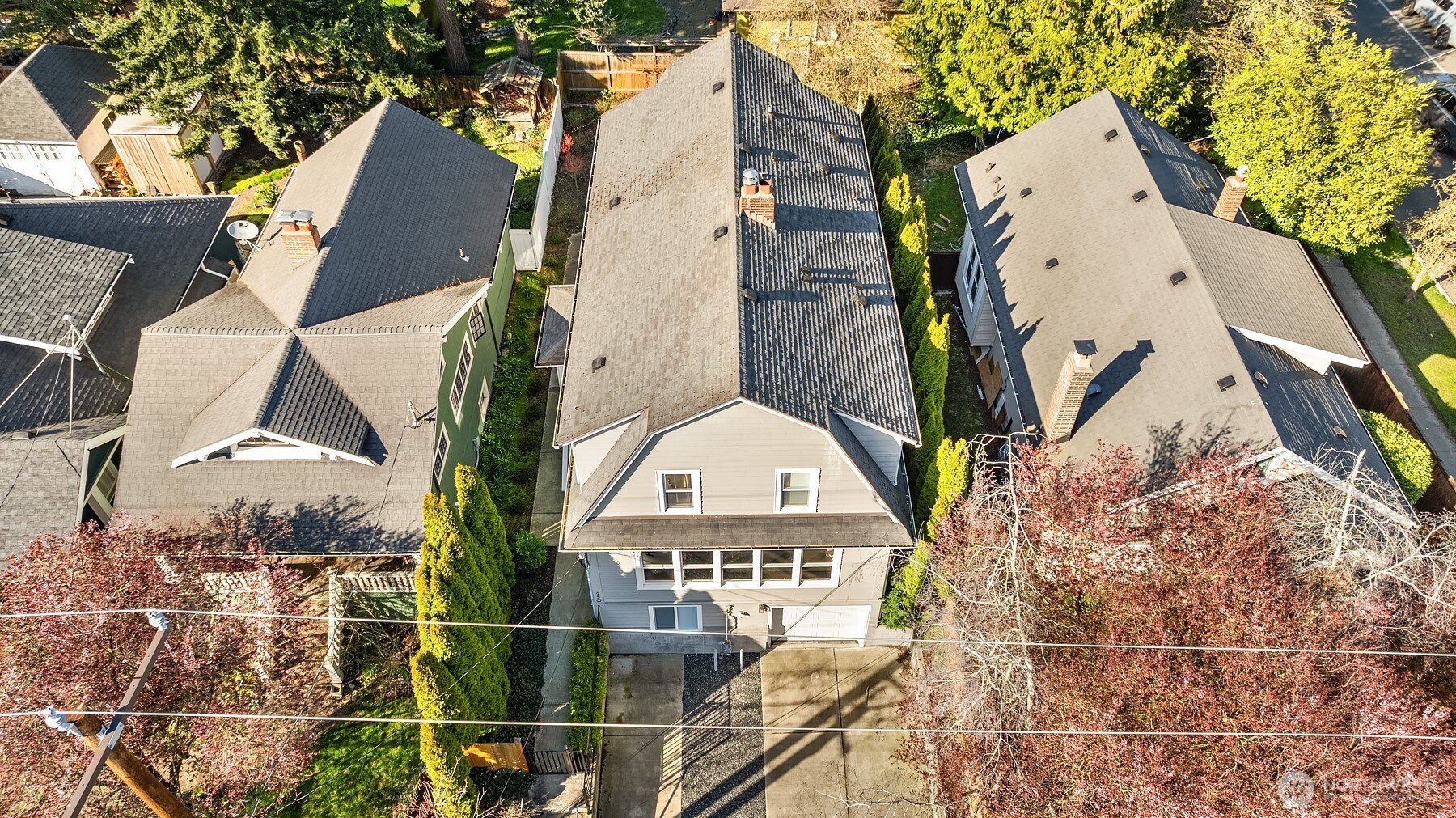 250 NE 50th Street , Seattle, WA 98105