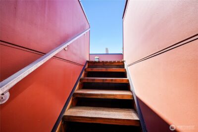 321 W Olympic Place #A, Seattle, WA 98119 - Photo 18