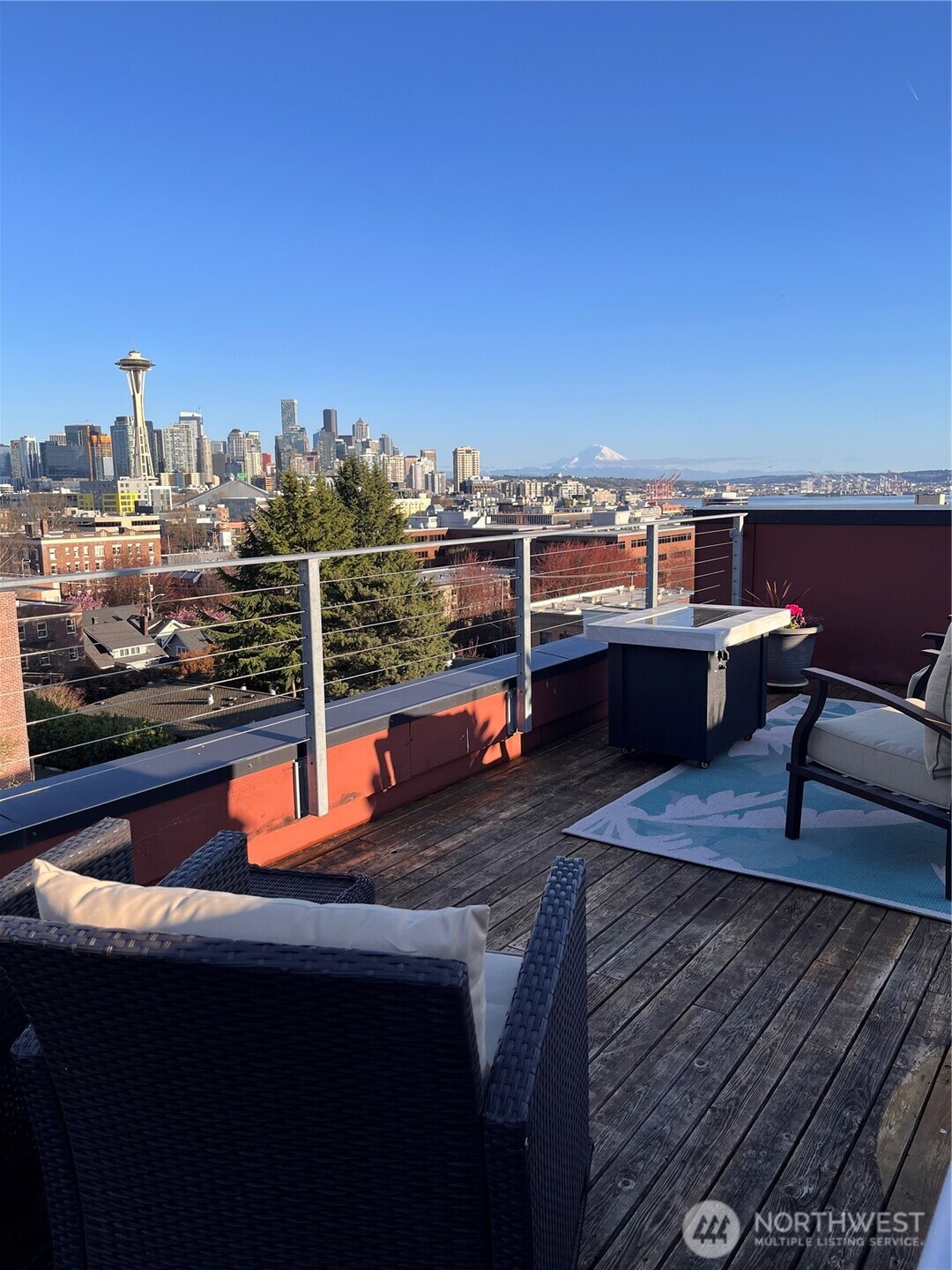 321 W Olympic Place #A, Seattle, WA 98119