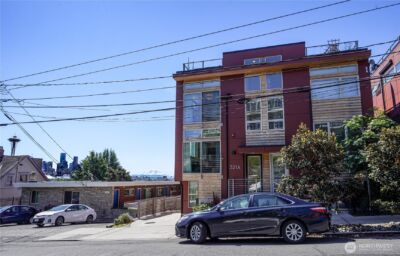 321 W Olympic Place #A, Seattle, WA 98119 - Photo 23