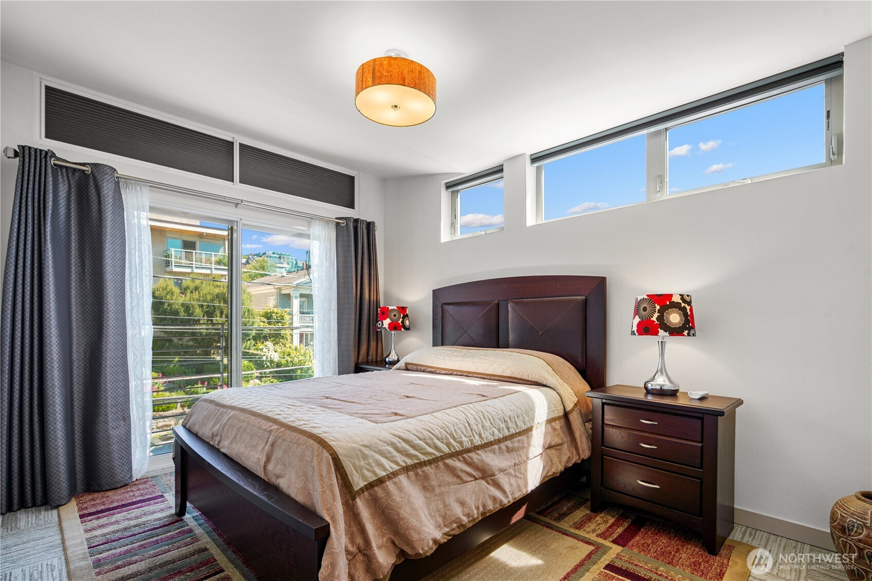 321 W Olympic Place #A, Seattle, WA 98119