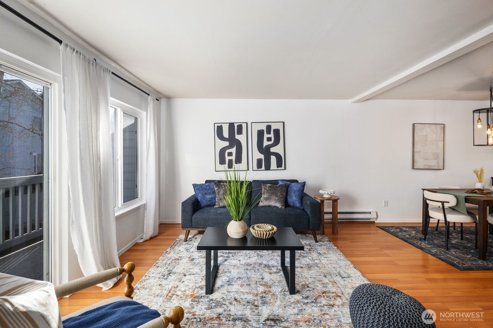 8823 Holly Drive #D204, Everett, WA 98208