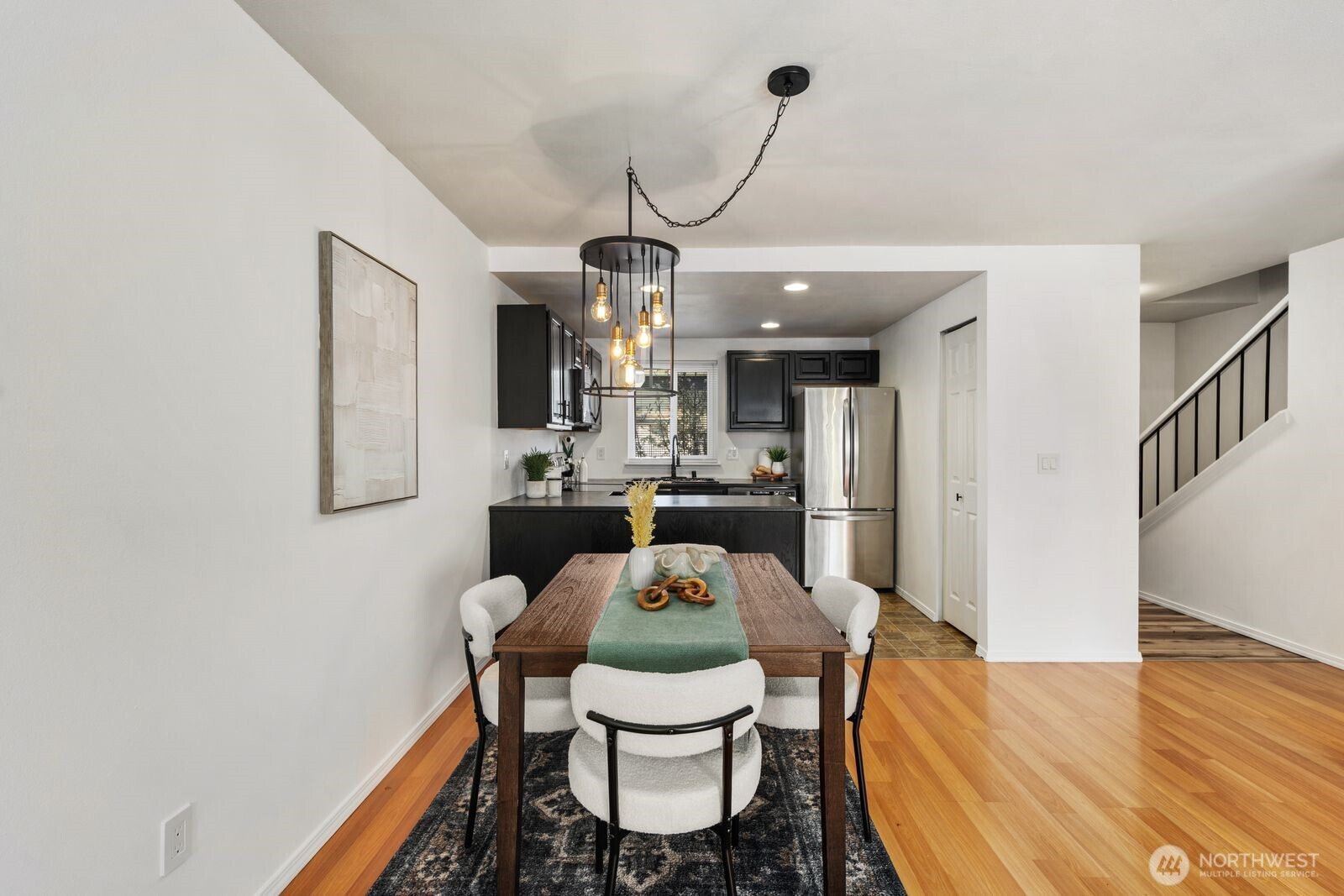 8823 Holly Drive #D204, Everett, WA 98208