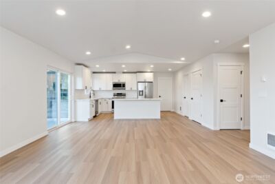 22130 133rd Street E, Bonney Lake, WA 98391 - Photo 10