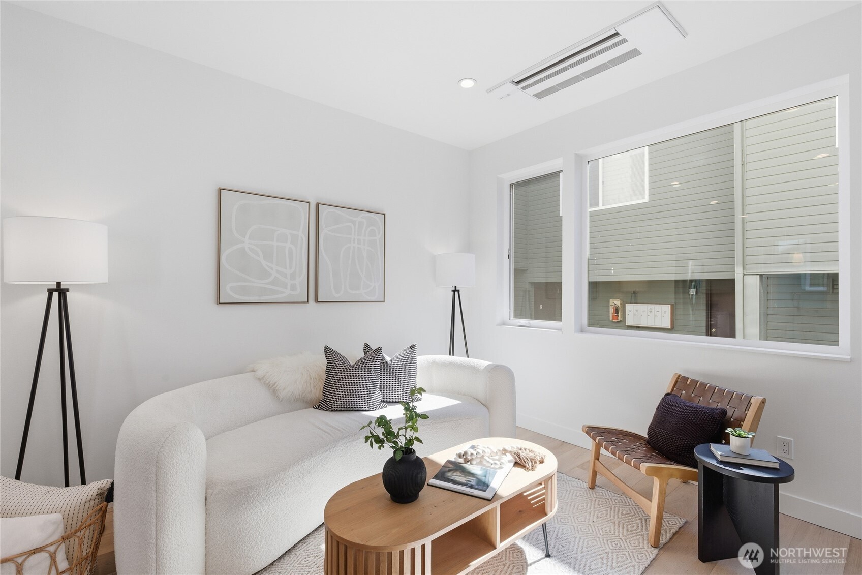 6507 19th Avenue NW, Seattle, WA 98117