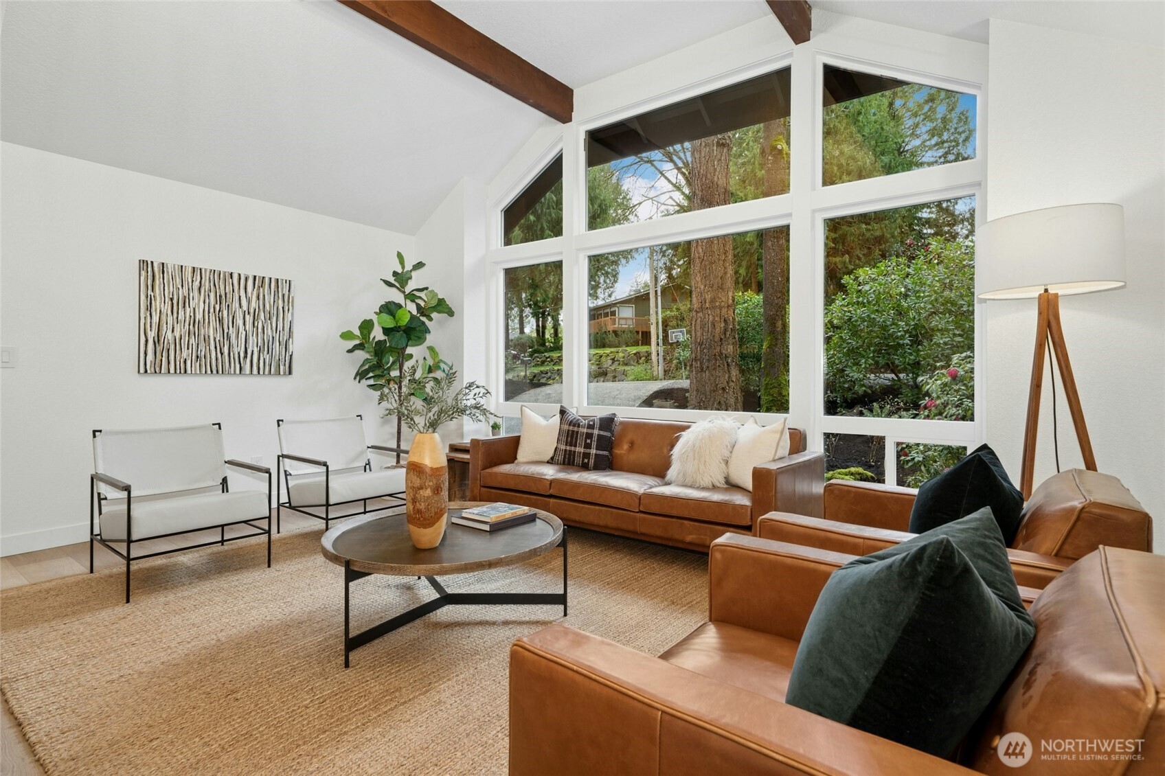 145 Mt Pilchuck Avenue SW, Issaquah, WA 98027