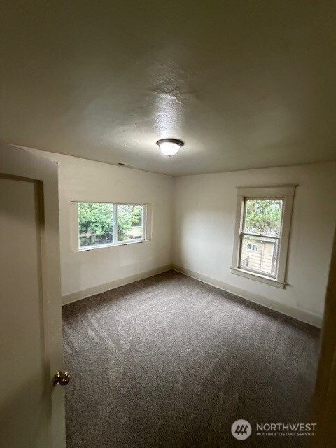 4825 S I Street , Tacoma, WA 98408