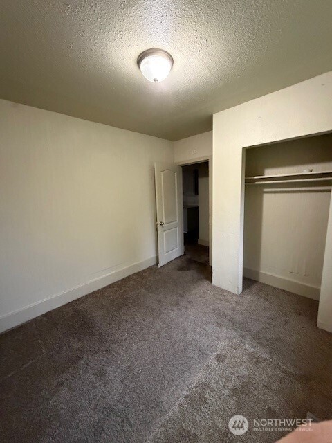 4825 S I Street , Tacoma, WA 98408