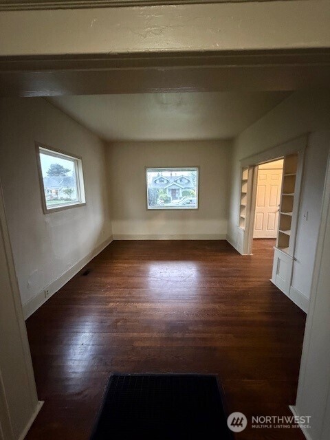 4825 S I Street , Tacoma, WA 98408