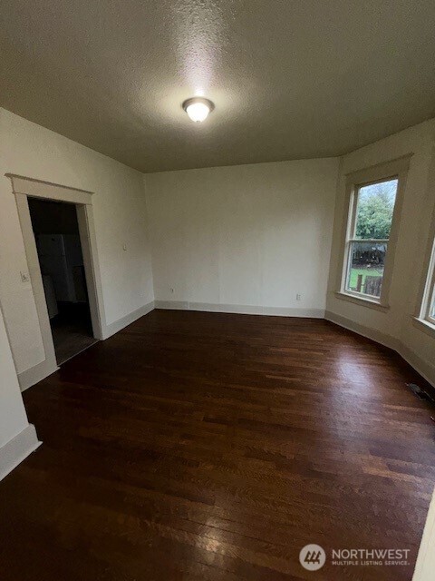 4825 S I Street , Tacoma, WA 98408