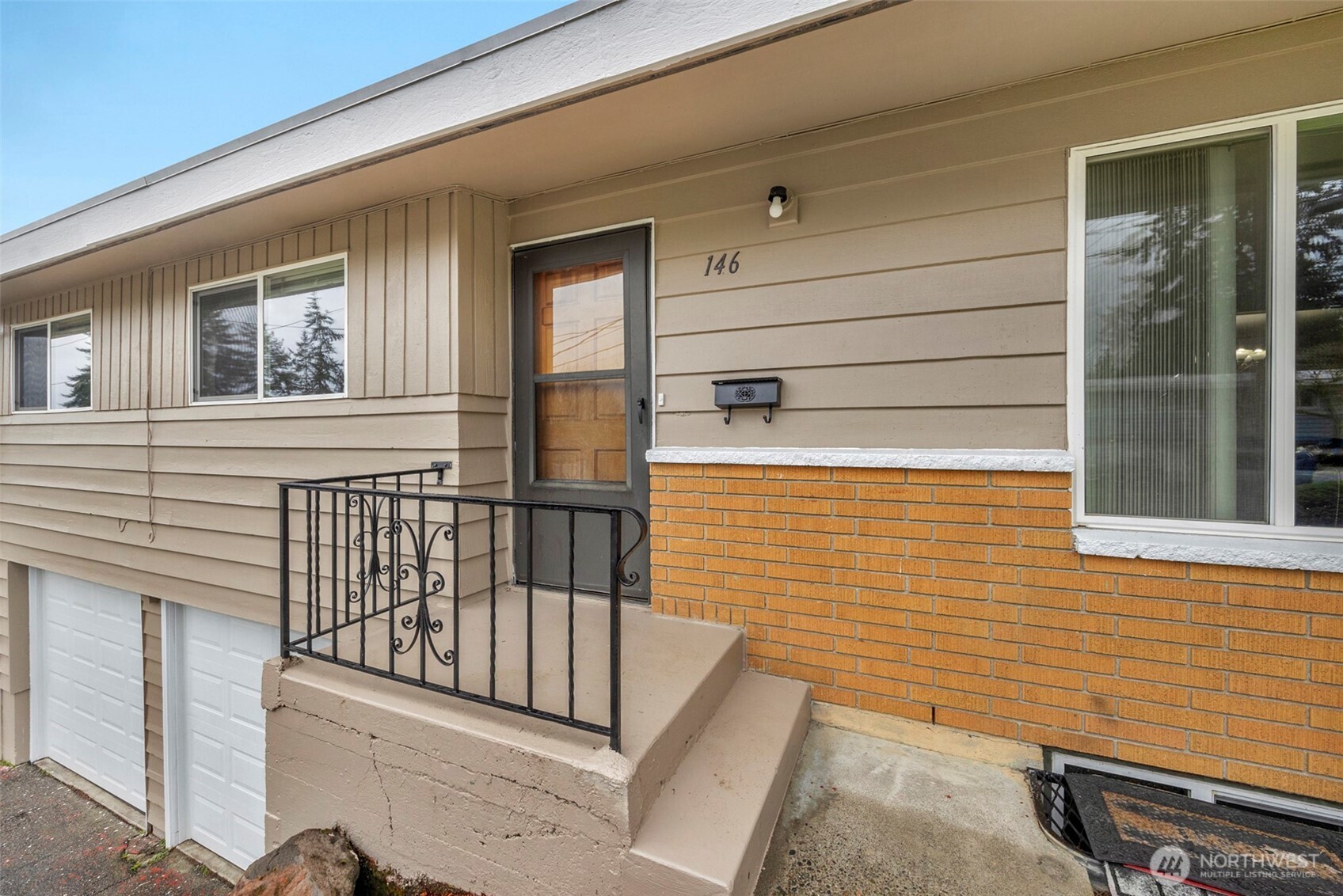 146 NE 165th Street , Shoreline, WA 98155