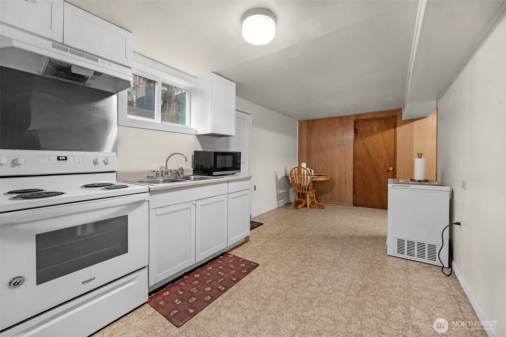 146 NE 165th Street , Shoreline, WA 98155