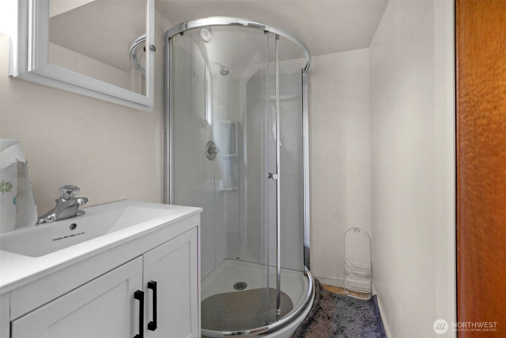 146 NE 165th Street , Shoreline, WA 98155