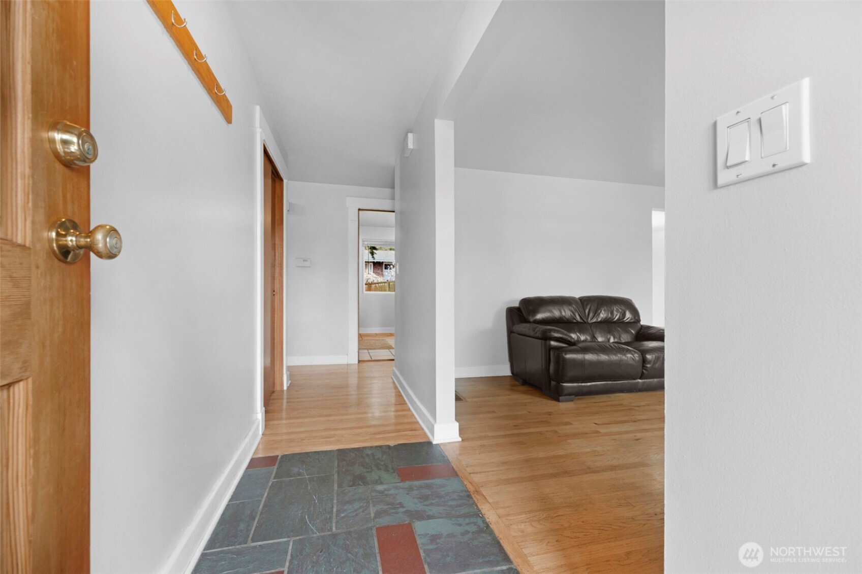 146 NE 165th Street , Shoreline, WA 98155