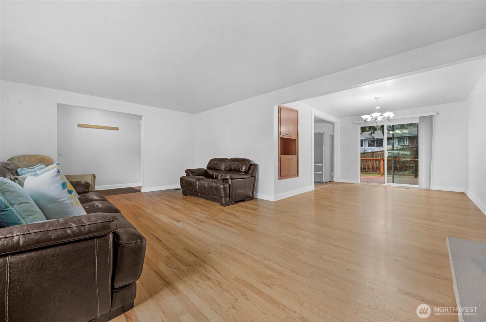 146 NE 165th Street , Shoreline, WA 98155