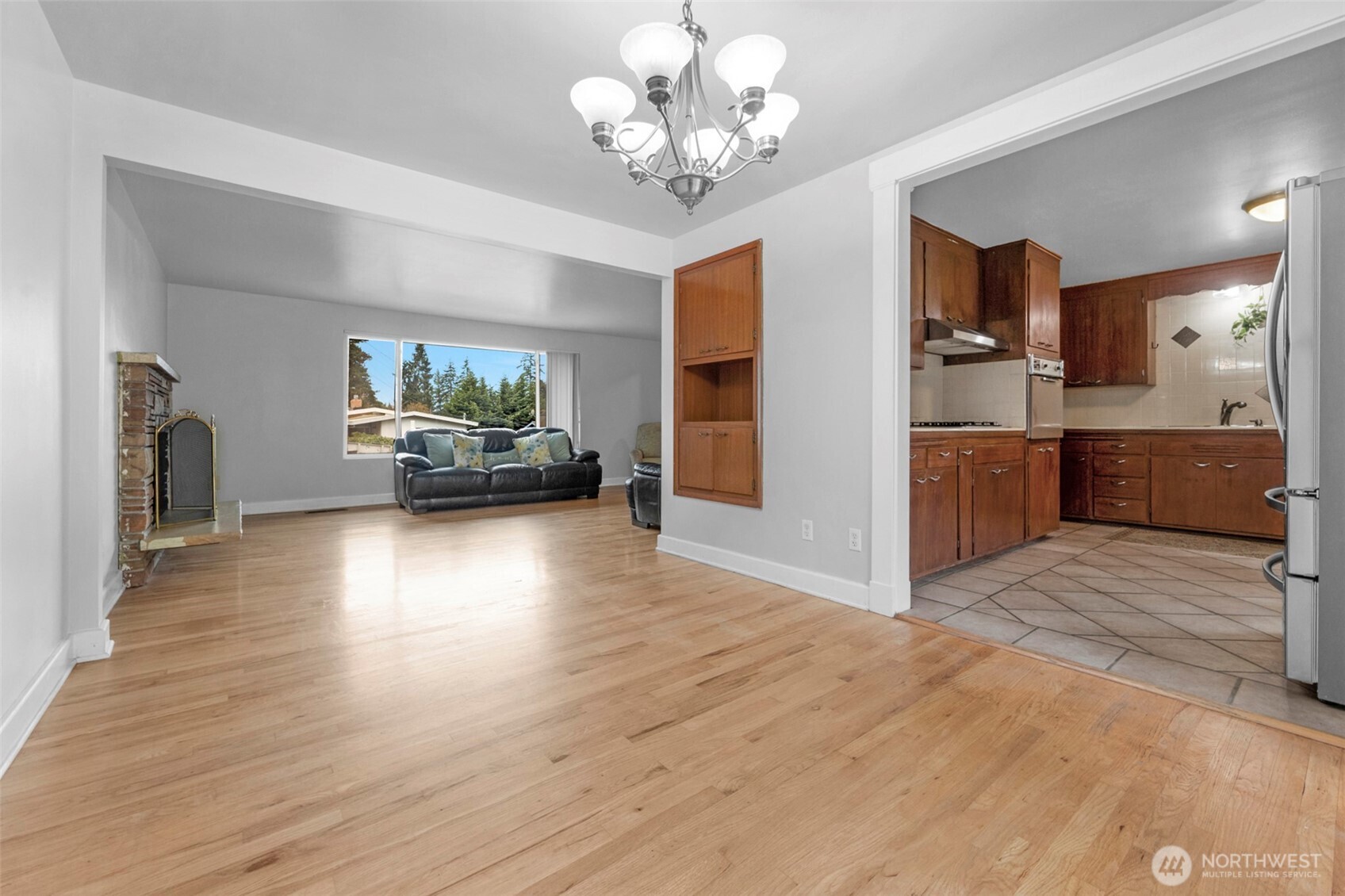 146 NE 165th Street , Shoreline, WA 98155