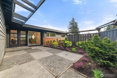 16807 NE 6TH Place , Bellevue, WA 98008