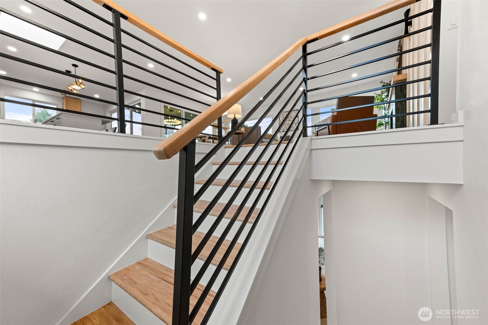 16807 NE 6TH Place , Bellevue, WA 98008