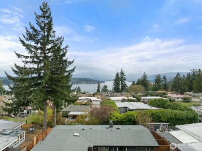 16807 NE 6TH Place , Bellevue, WA 98008 - Photo 2