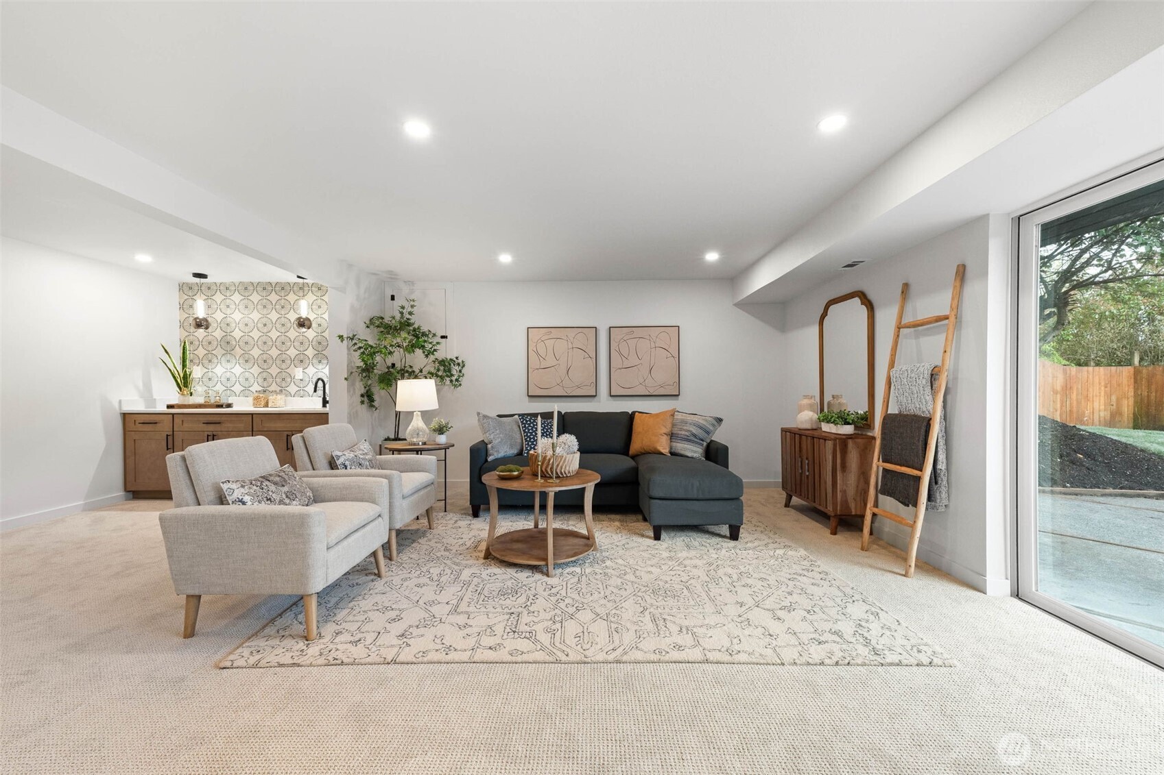 16807 NE 6TH Place , Bellevue, WA 98008