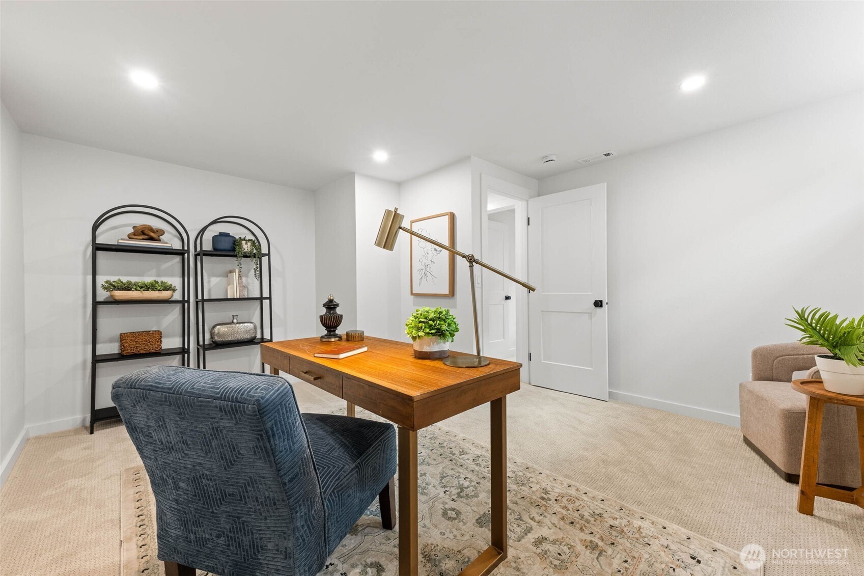 16807 NE 6TH Place , Bellevue, WA 98008