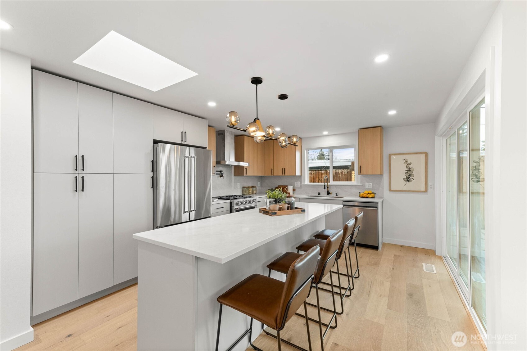 16807 NE 6TH Place , Bellevue, WA 98008