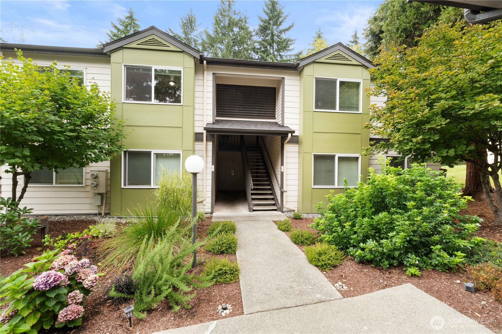 31500 33rd Place SW #C203, Federal Way, WA 98023
