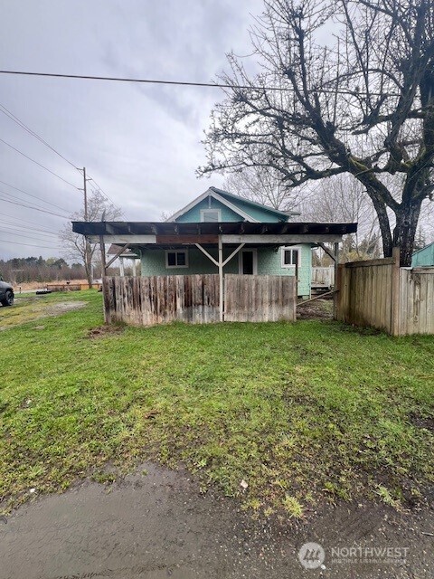 2323 99th Street E, Tacoma, WA 98445